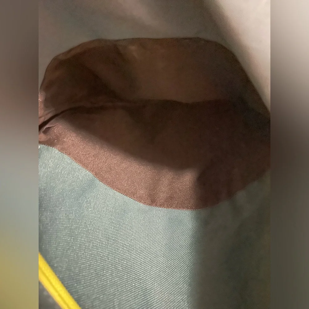 Backpack - Picture 3 of 4